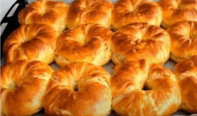 Deliciul bunicii: Gogoși de casă umplute cu brânză