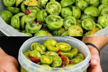 Salată din Roșii Verzi Marinate